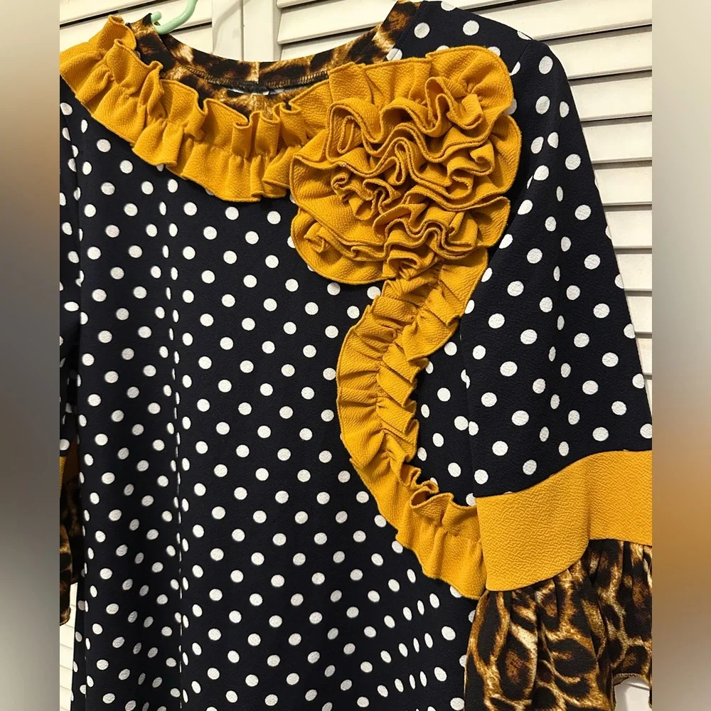 Modest Ruffles & Mudpies Ruffle Polka Dot Top Size M/L - Picture 2 of 7